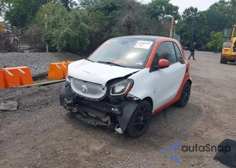 2016 Smart Fortwo из США, поврежденный, VIN WMEFJ5DAXGK054834